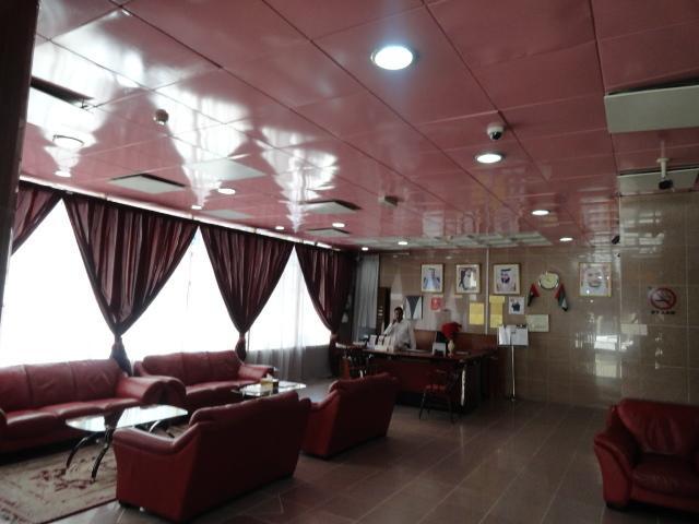Lavender Hotel Apartments Дубай Екстериор снимка