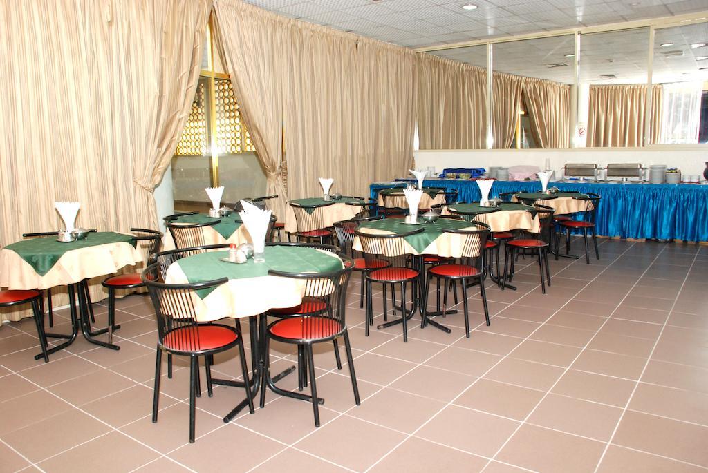 Lavender Hotel Apartments Дубай Екстериор снимка